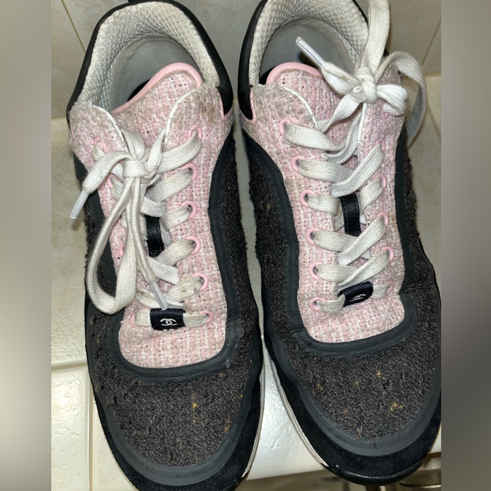 Used women’s Chanel sneakers size 39.5 - Picture 5 of 5